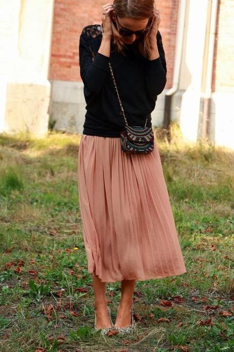 NOS VAMOS DE REBAJAS