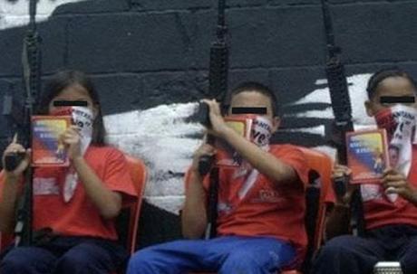 Chávez y Maduro fueron quienes armaron los civiles