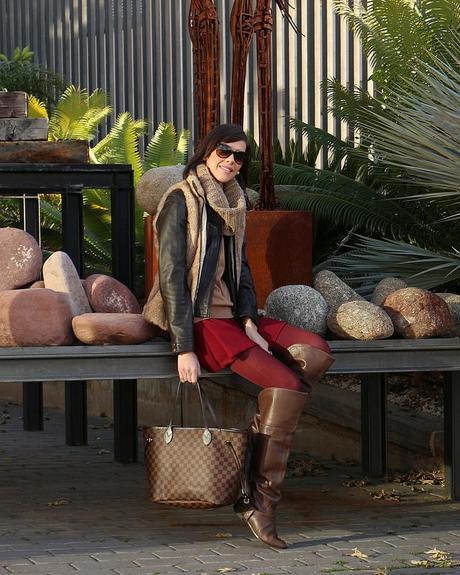 Entre granates y marrones Entre granates y marrones