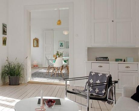 Decora tu casa en blanco y gris con un presupuesto low cost!