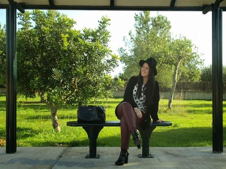 Polka Dots, black and burgundy