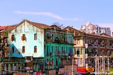 calles de yangon Myanmar