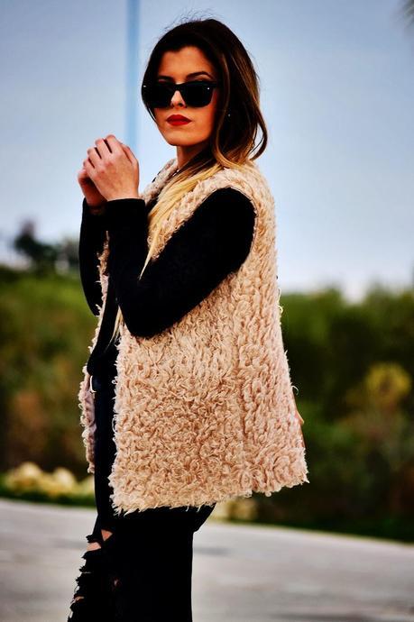 BROKEN PANTS BROKEN PANTS