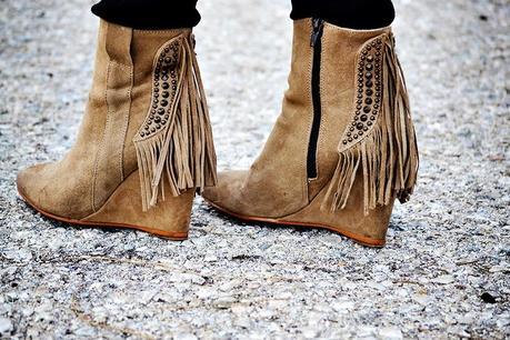 BROKEN PANTS BROKEN PANTS