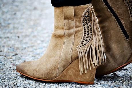 BROKEN PANTS BROKEN PANTS