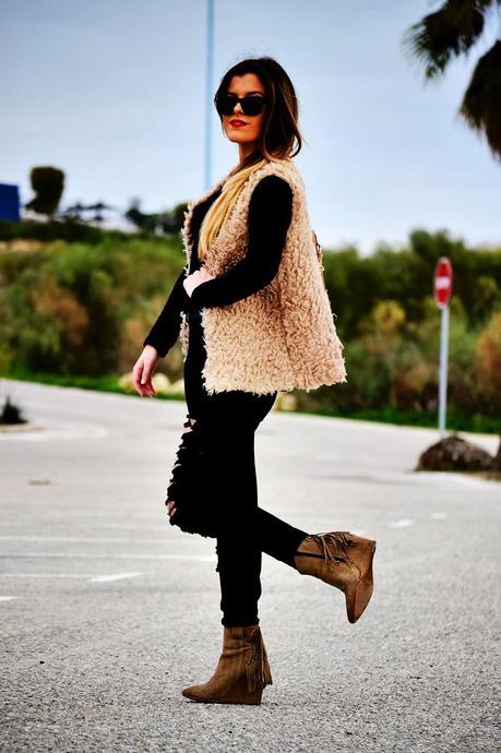 BROKEN PANTS BROKEN PANTS