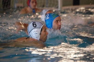 El líder de Segunda Nacional masculina pierde su condición de invicto Manuel Juan Delgado, en defensa.