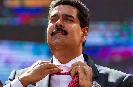 Maduro indignado por quienes dejan Venezuela