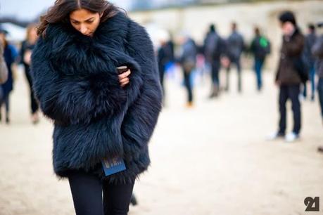 STREET STYLE INSPIRATION; FAUX FUR COATS.-