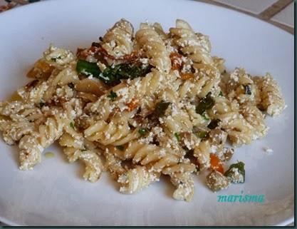 espirales con verduras y requeson,racion copia