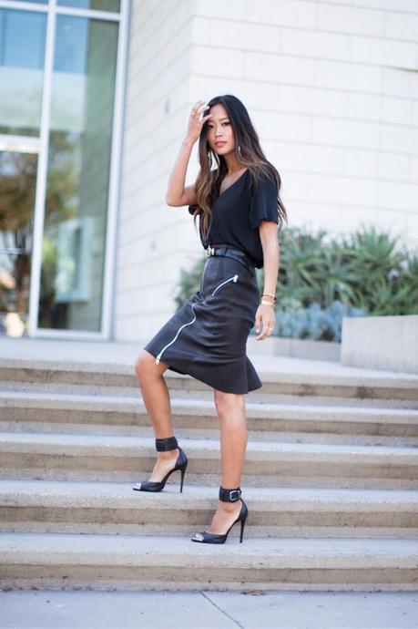 LEATHER SKIRTS ARE SO COOL