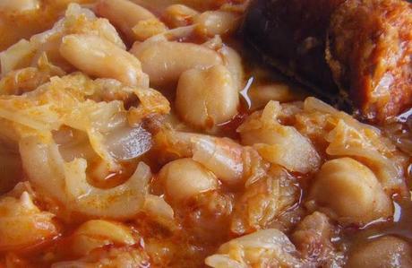 POTAJE DE GARBANZOS, JUDIAS Y COL POTAJE DE GARBANZOS, JUDIAS Y COL