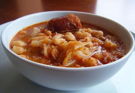 POTAJE DE GARBANZOS, JUDIAS Y COL POTAJE DE GARBANZOS, JUDIAS Y COL