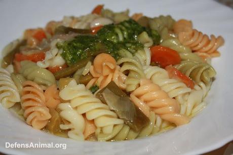 Fusilli con verduras al pesto