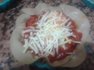 Mini tartaletas de embutidos y huevos de codorniz