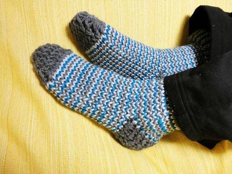 como hacer calcetines de punto lana con telar loom knitting socks
