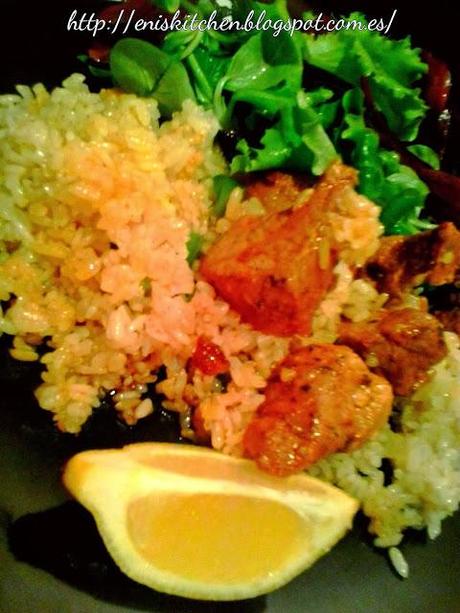 ¡Arroz blanco con cerdo al especias!