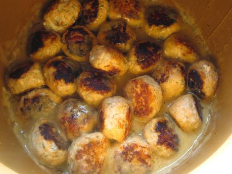 Albóndigas de salmón al eneldo