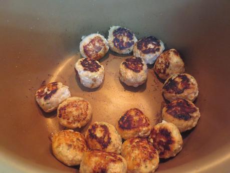 Albóndigas de salmón al eneldo