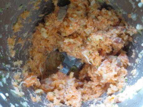 Albóndigas de salmón al eneldo