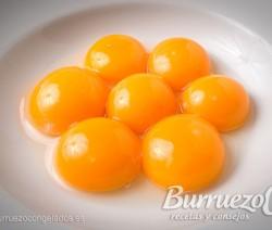 Llemas de huevo en la cocina de Burruezo