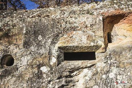 Iglesia ruprestre de Cadalso