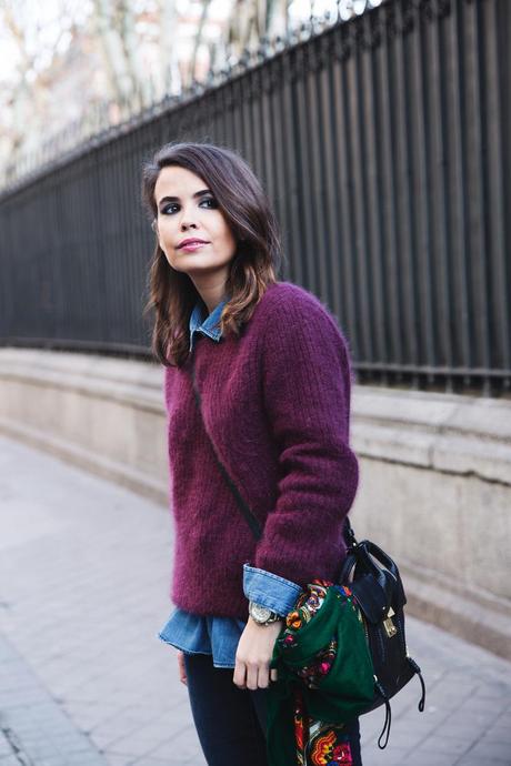 Double_Denim-Loafers-Burgundy_Jumper-Outfit-Vintage_Scarf-Street_Style-9