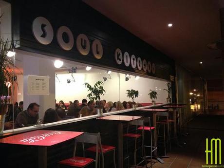 SOUL KITCHEN: deliciosas hamburguesas al carbón pero con algún que otro 