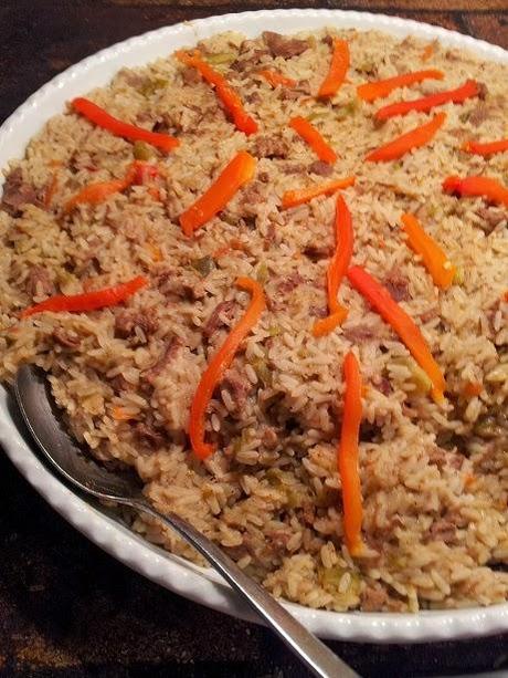 Arroz guisado con carne ahumada