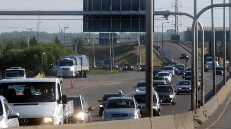 Tras los aumentos, para viajar en auto a Mar del Plata hay que pagar 86 pesos de peaje