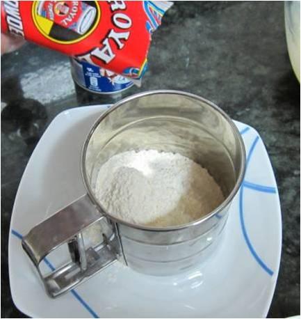 BIZCOCHO DE LECHE CONDESADA