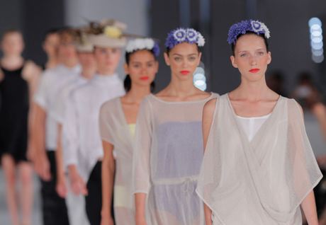 080 barcelona fashion_desfile pasare