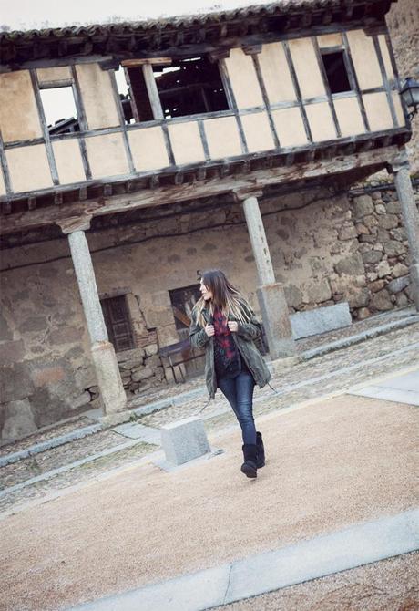 street style barbara crespo bonilla avila travels xmas christmas 2013 village fashion blogger outfit