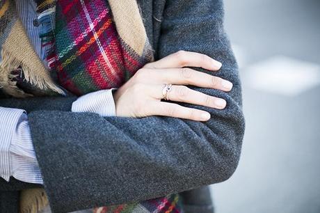 JOGGER PANTS + NEW BALANCE OUTFITS, burgundy new balance u 410, oversized coat, comptoir des cotonniers, bufanda cuadros zara, gafas mr boho, mr boho shades, dime que me quieres, jogger pants zara, cristina blanco, guiadeestilo, guia de estilo blog, spaniss fashion blog,