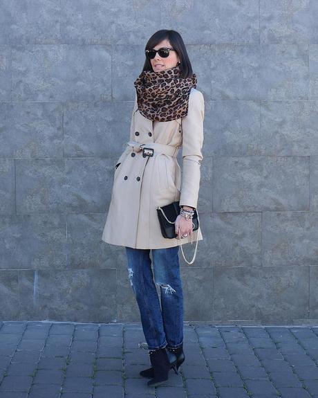 Trench + Boyfriend Jeans
