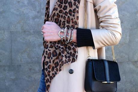 Trench + Boyfriend Jeans