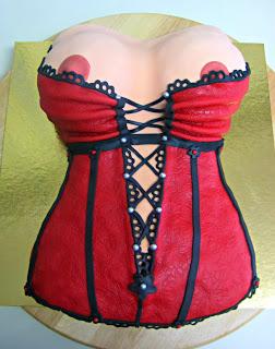 Tarta Corpiño y Paso a paso Puntillas de Fondant