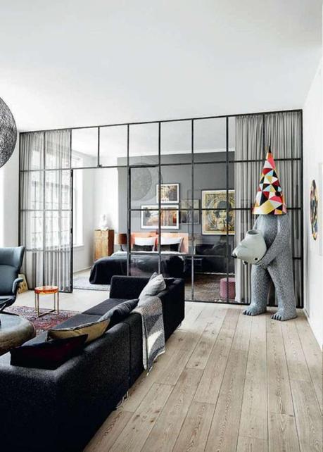 El apartamento del tabique de cristal...