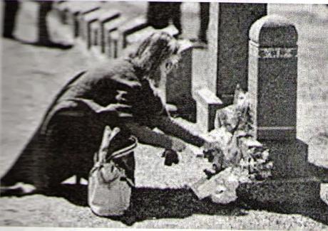 Un cuento del libro Cuentos del desván: Aquella Mujer.