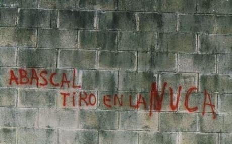 Vox, Pilar de Borbón, la centralización y otras chicas del montón