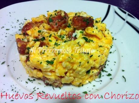 Huevos Revueltos con Chorizo