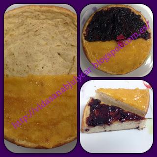 Bizcoqueso con mermeladas