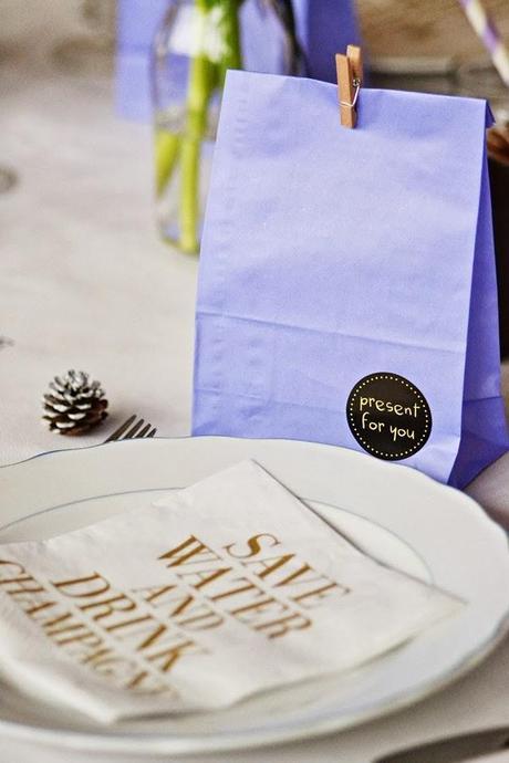 SENCILLA FIESTA DE CUMPLEAÑOS DE MUSTACHE