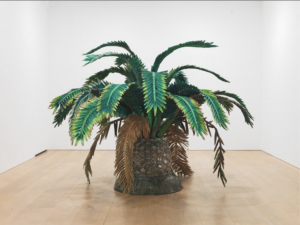 Tropical Composition:Canary Island Palm Tree #1, 2012 Ratan, armadura de metal y pintura 220 x 340 x 320 cm