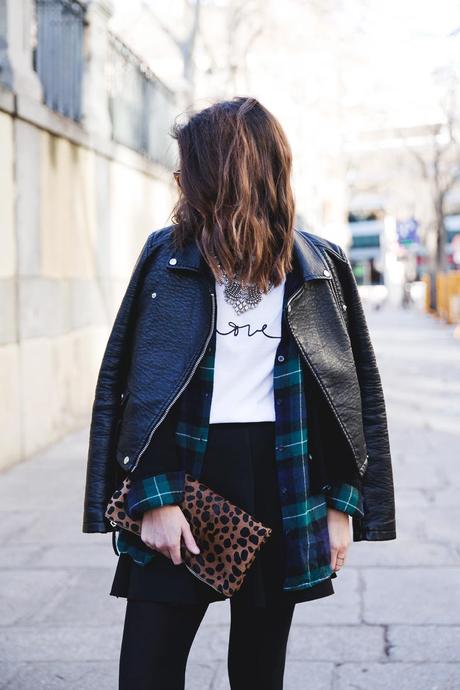 Leopard_Clutch-Clare_Vivier-Mixing_Prints-Outfit-Street_Style-4