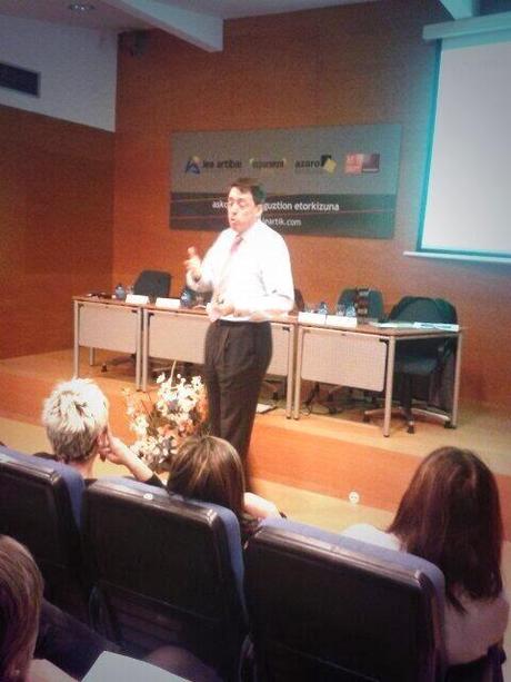 O te comerá el león