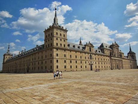 Monasterio de San Lorenzo de El Escorial Monasterio de San Lorenzo de El Escorial