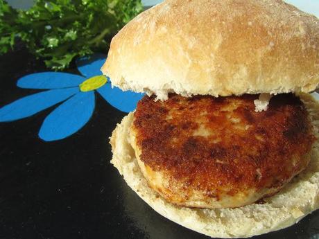 Hamburguesas chicken and cheese (Pollo y queso)