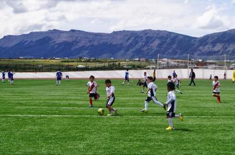 ESMERALDA Y UNIVERSIDAD DE CHILE DAN INICIO A LA FECHA DEL FÚTBOL EN NATALES