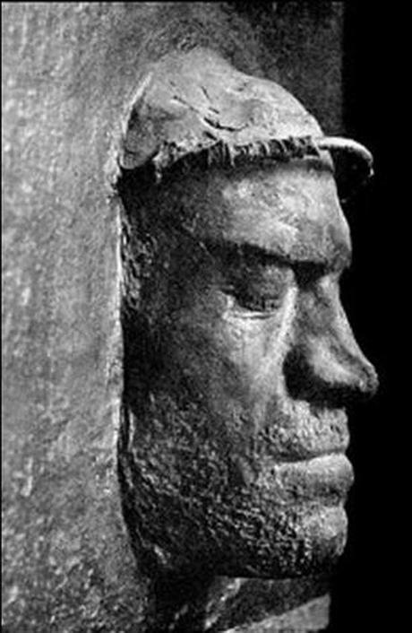 Mascarilla-mortuoria-de-Lorenzo-de-Medici